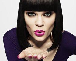 Jessie J R 'N' B Bump [Paul Brown feat. Jessy J] kostenlos online hören.