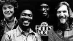 Booker T. & The MG's Green Onions (Rock & Roll Hall Of Fame 1986) kostenlos online hören.