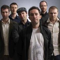 The Cinematic Orchestra To Build A Home kostenlos online hören.