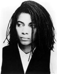 Terence Trent D'arby Right Thing, Wrong Way kostenlos online hören.