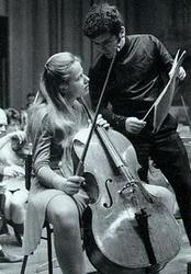 Jacqueline Du Pre Cello concerto kostenlos online hören.