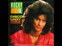 Neben Liedern von BRKLYN kannst du dir kostenlos online Songs von Rocky M hören.