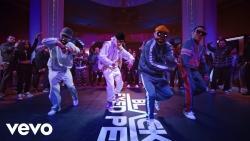 Höre dir besten Black Eyed Peas, Daddy Yankee Songs kostenlos online an.