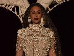 Neues Lied von Beyonce America Has A Problem (feat. Kendrick Lamar) kostenlos hören.