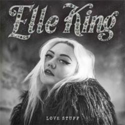 Neben Liedern von Sheck Wes kannst du dir kostenlos online Songs von Elle King hören.
