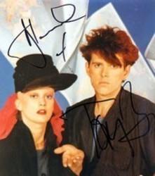 Thompson Twins In the name of love kostenlos online hören.