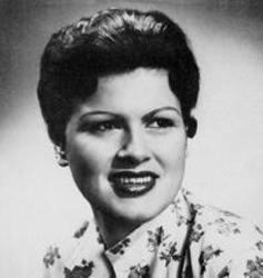 Neben Liedern von King Richard kannst du dir kostenlos online Songs von Patsy Cline hören.