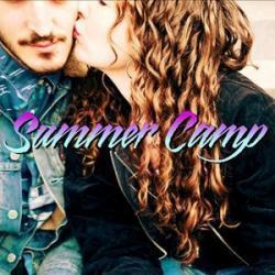 Neben Liedern von Martin Schenkel kannst du dir kostenlos online Songs von Summer Camp hören.